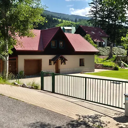 18 Černý Dŭl